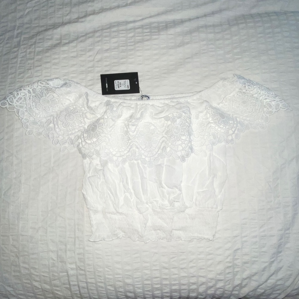 Off Shoulder Lace Top (White)